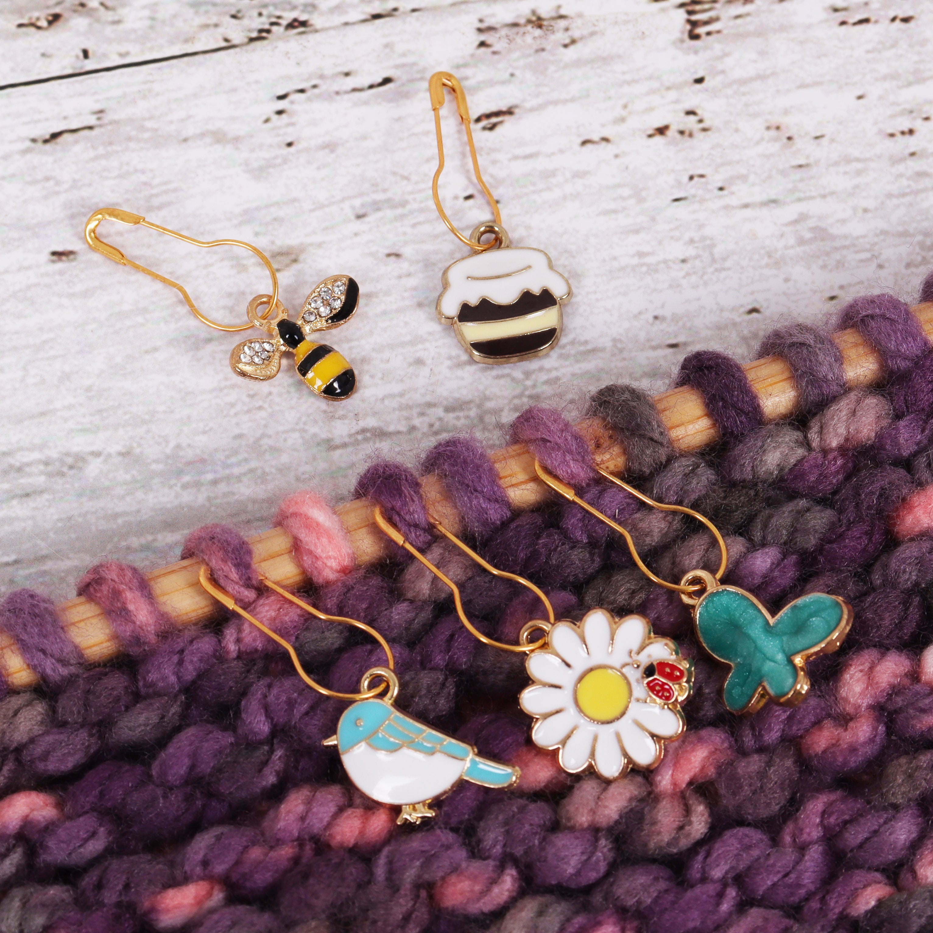 Milward Metal Stitch Markers - Bee Happy