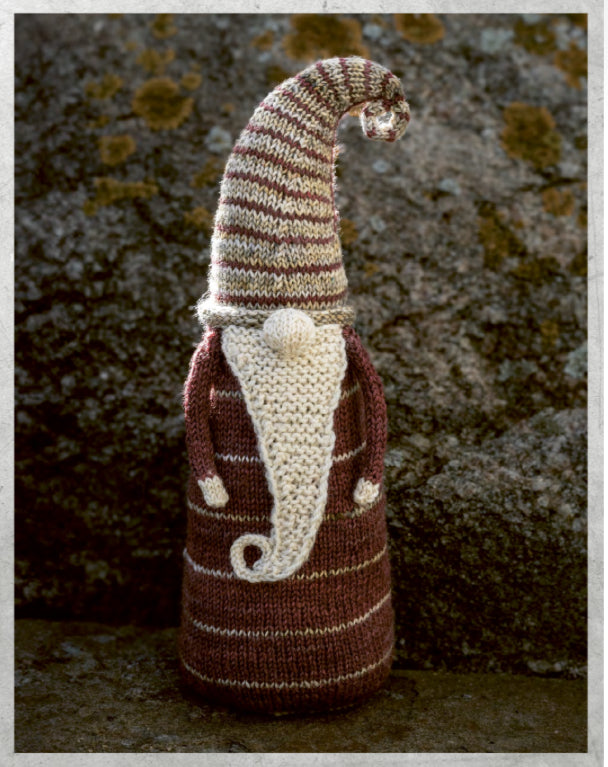 The Gnomes of Grimblewood: Enchanting friends to knit, full of magic and mischief