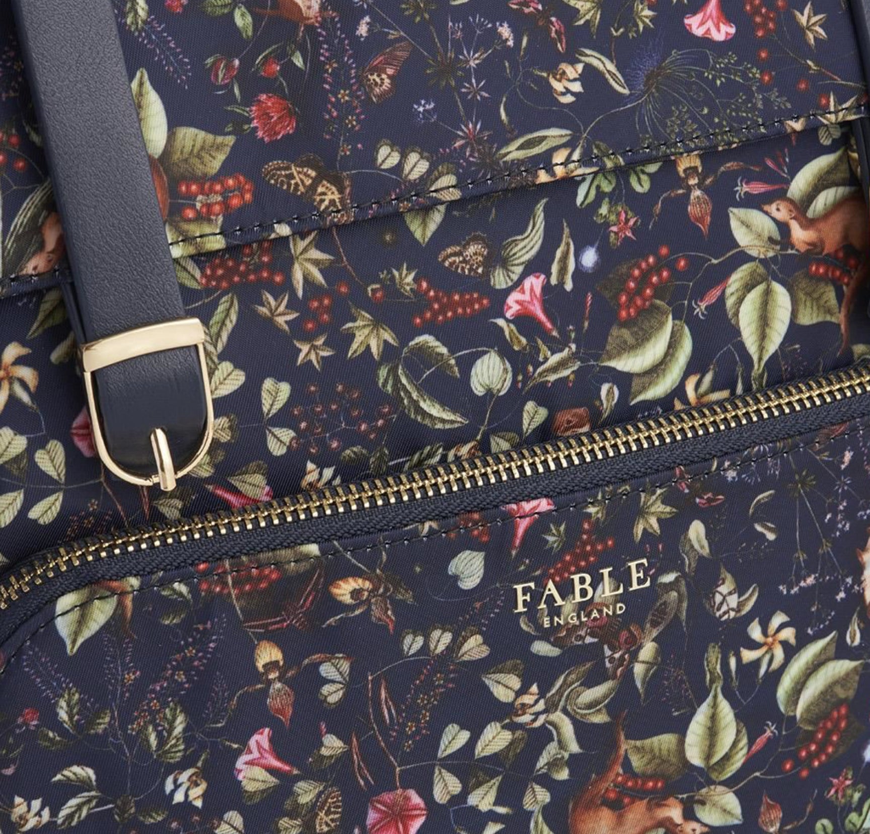 Fable England Wolf Garden Large Navy Backpack