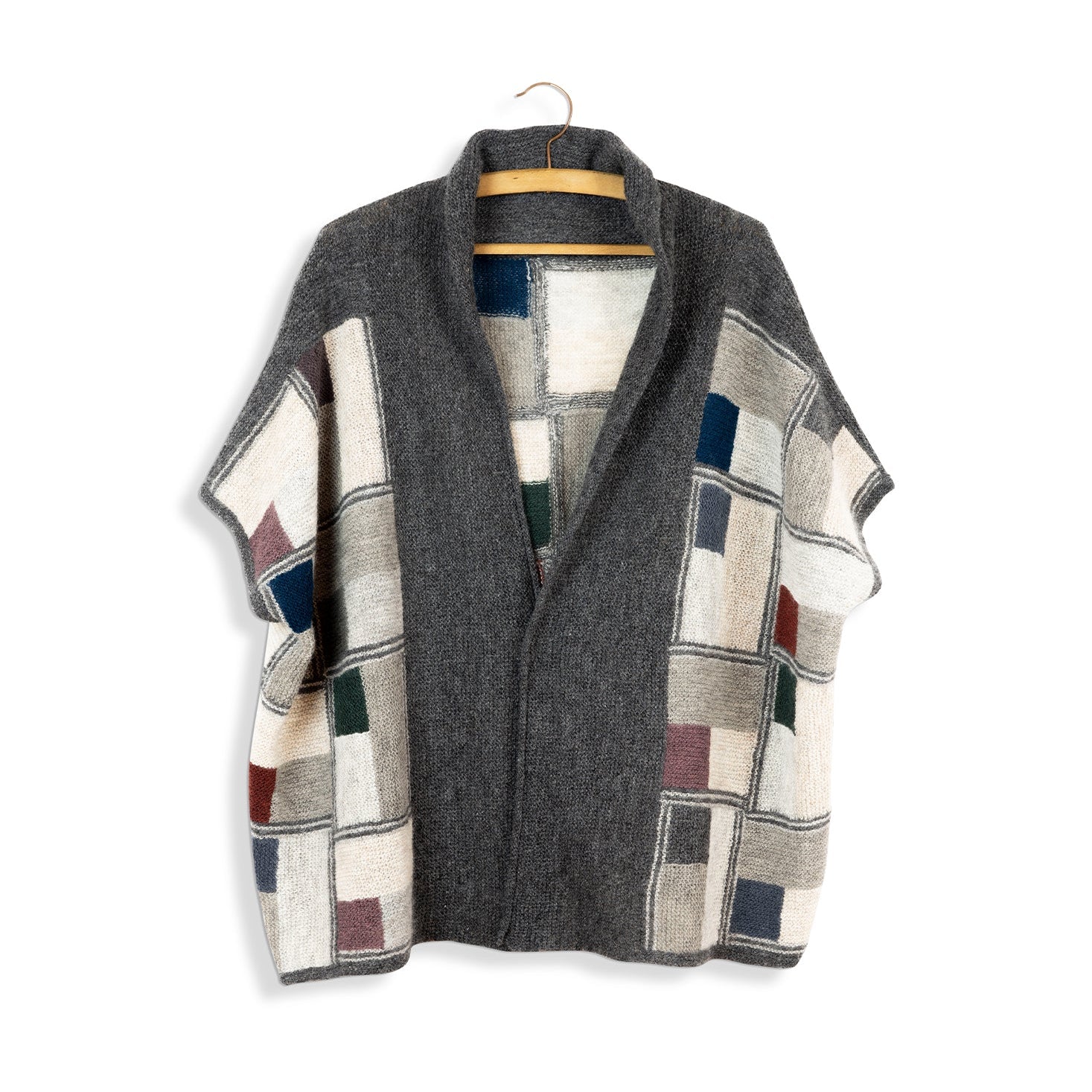 Østerklit Poncho Pattern designed by Marianne Isager