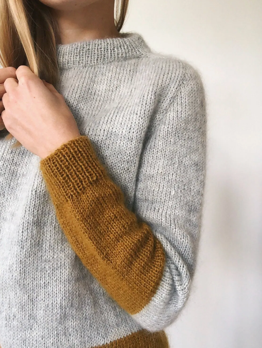 PetiteKnit Contrast Sweater Pattern
