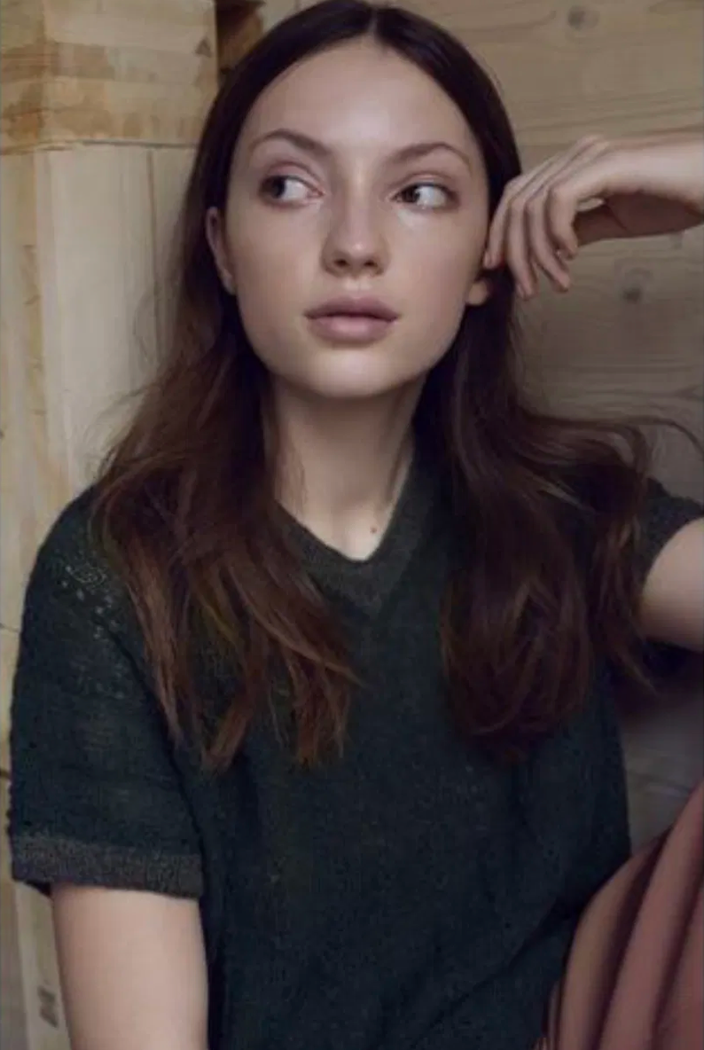 PSSO (Pass Slipped Stitch Over) Blouse Designed by Helga Isager