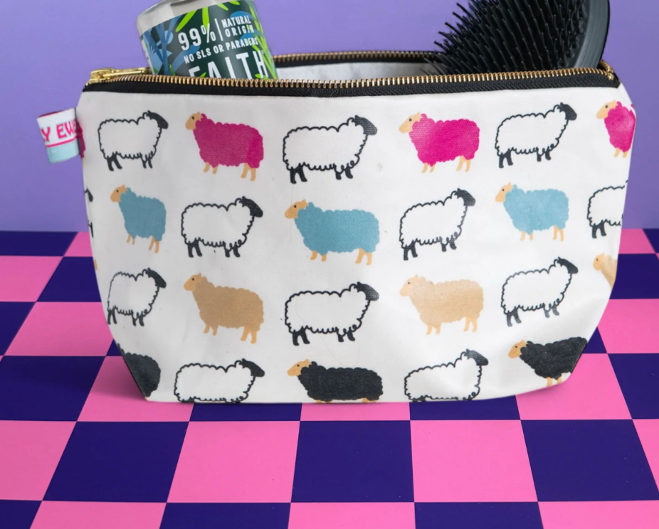 woolly ewe project/cosmetic bag