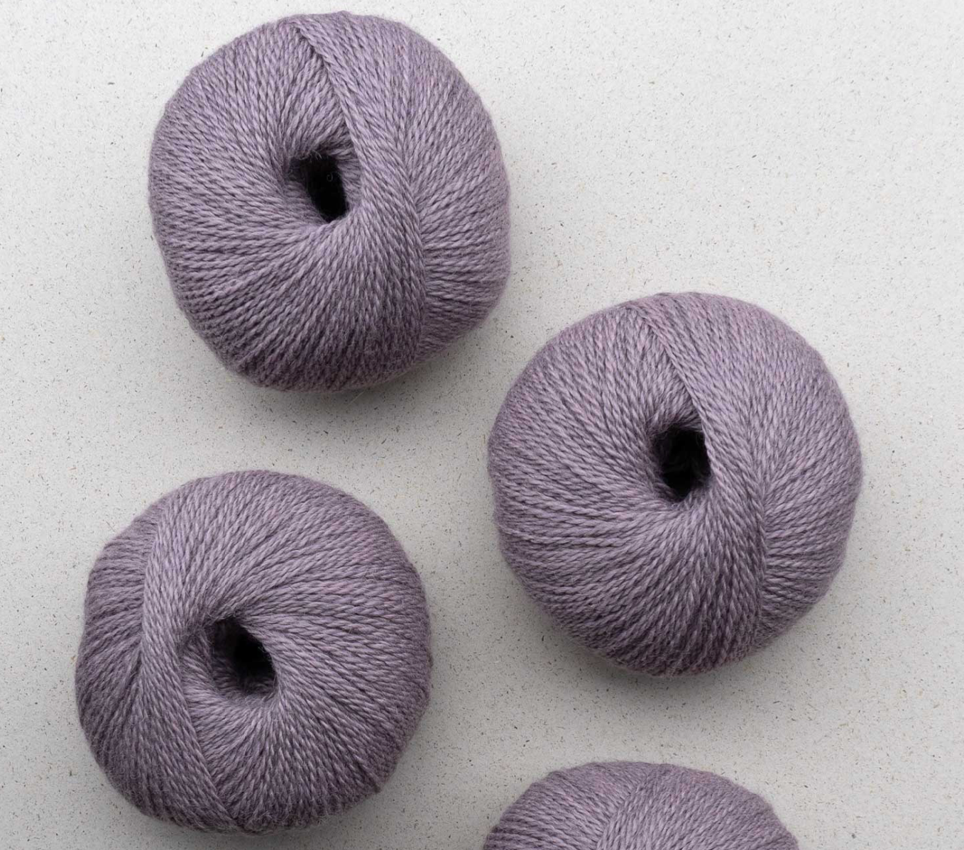 Pascuali Balayage 4ply/Fingering weight yarn