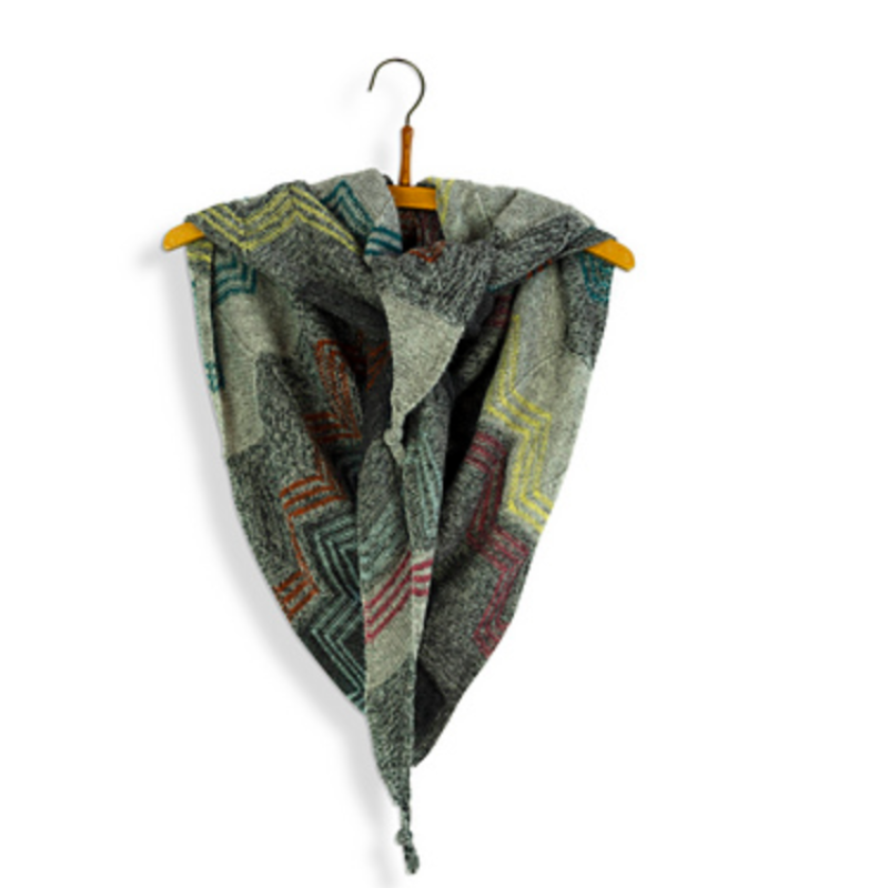 GAVSTRIK SHAWL by Marianne Isager