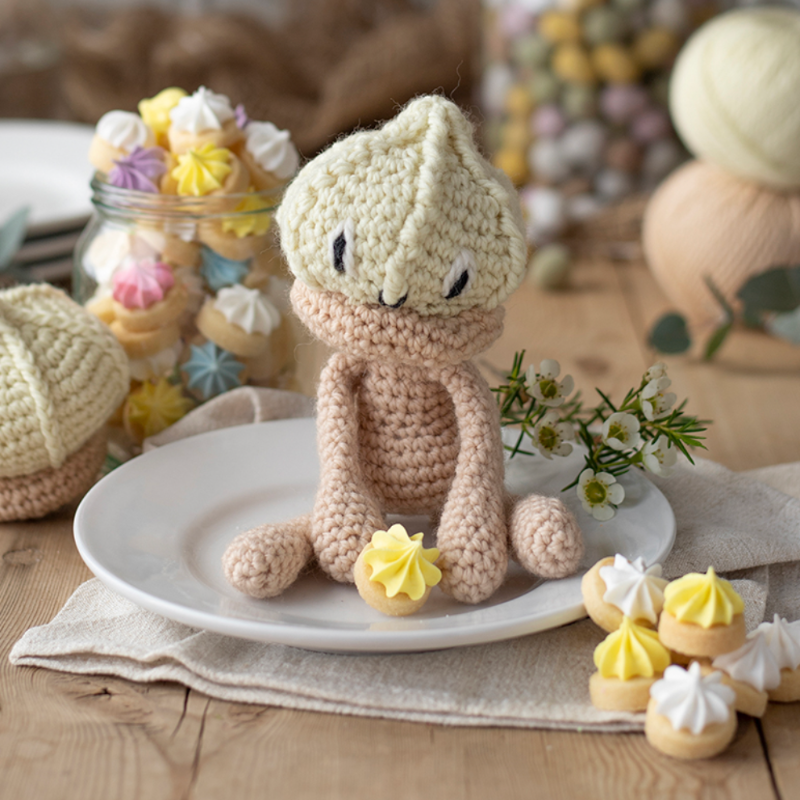 Toft Meringues in a Tin