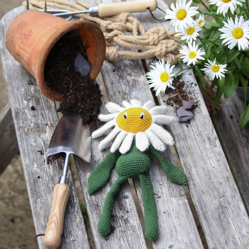 Toft Daisy Crochet Kit