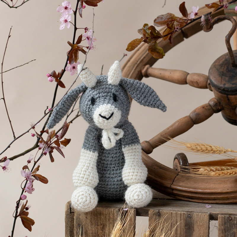 Toft Audrey the Nanny Goat Crochet Kit
