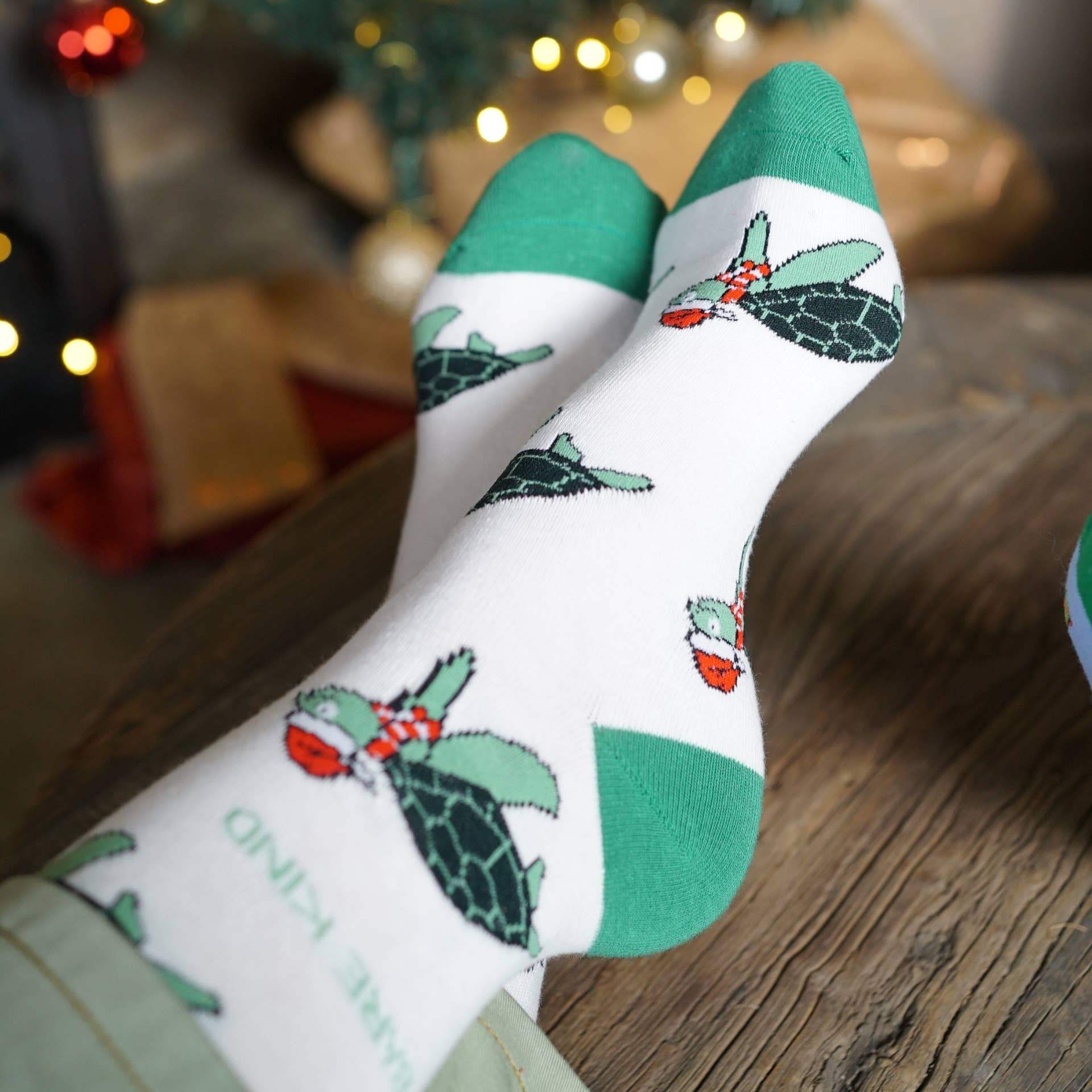 Bare Kind Christmas Turtle Socks