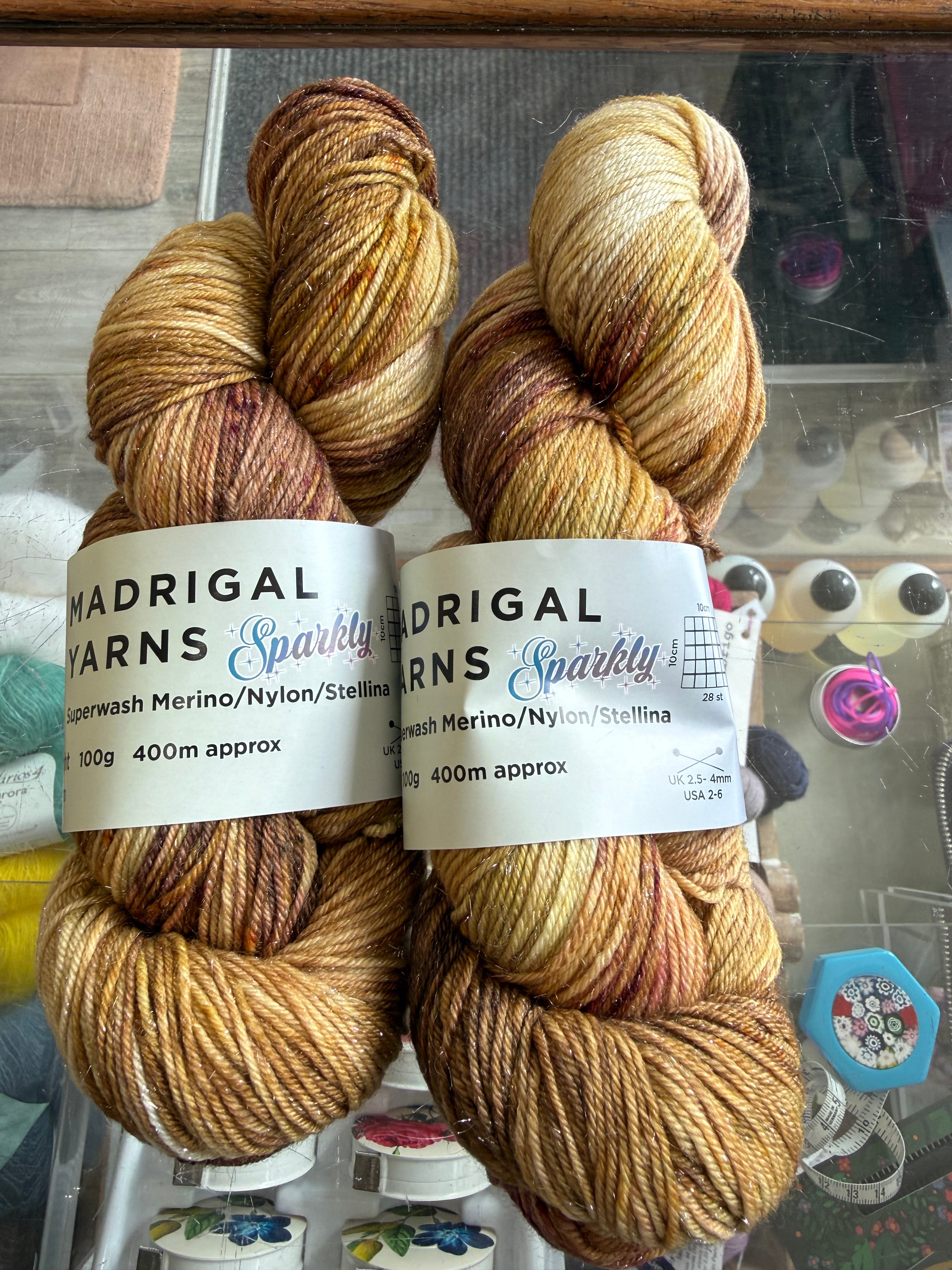 Madrigal Sparkly 4 ply Colombina Ore