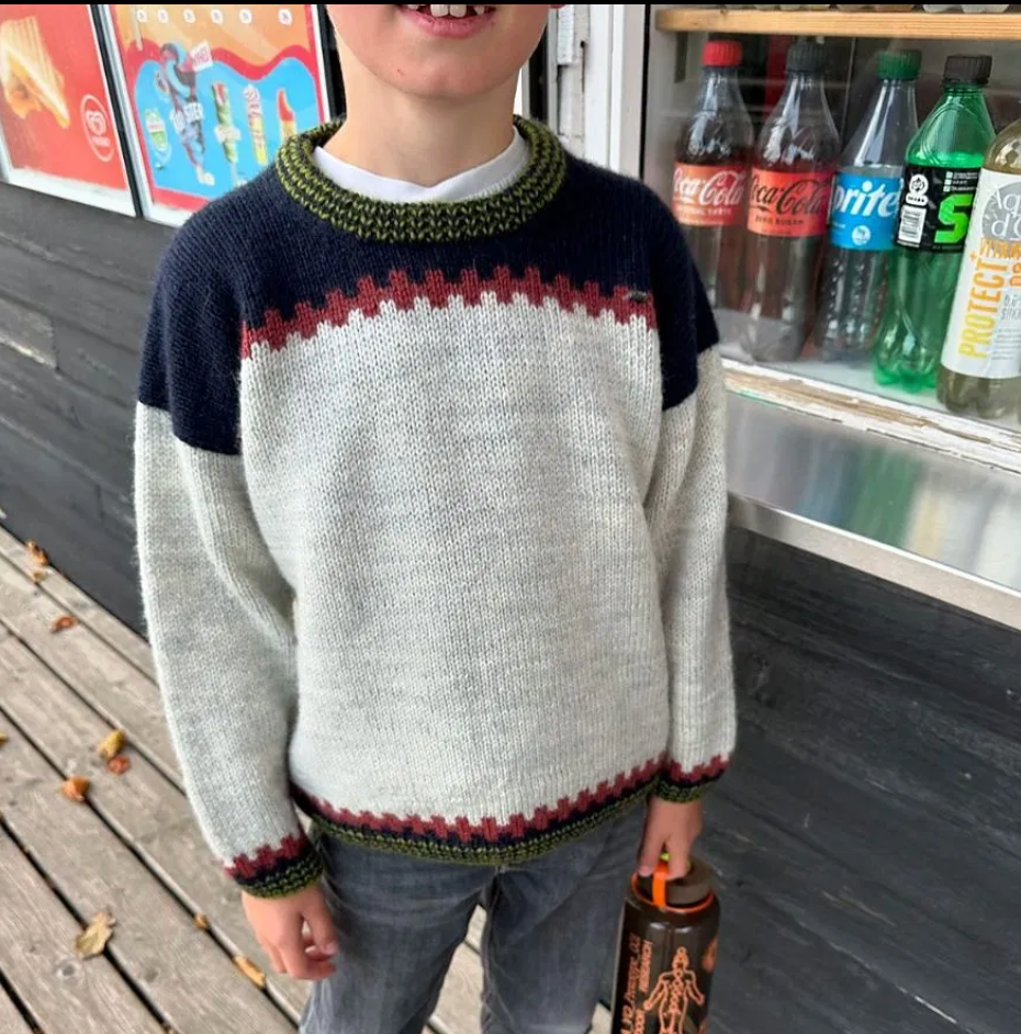 PetiteKnit Cross Sweater Junior Pattern