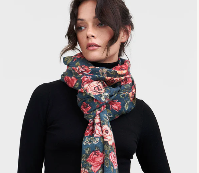Fable England Roses Pashmina