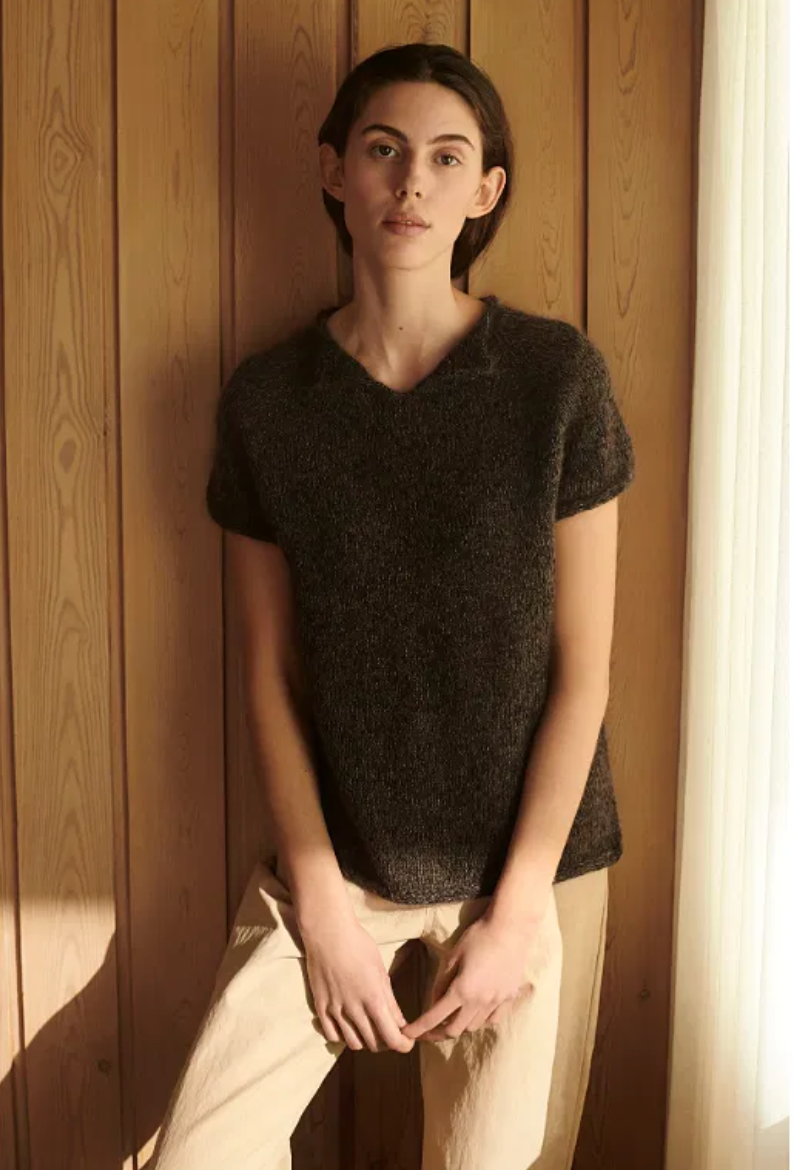 Isager Pattern - Short Sleeved Top by Sai Chika