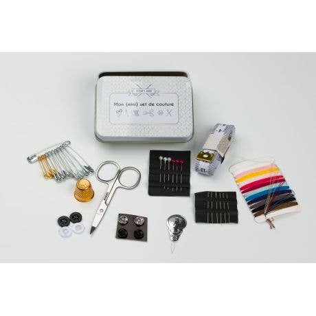 My (mini) sewing set